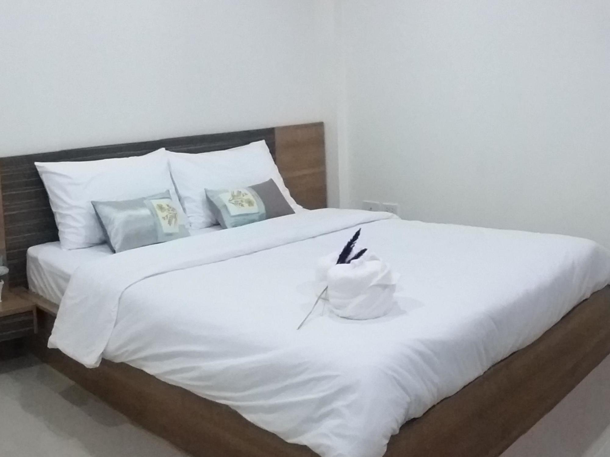 Privacy Residence Lopburi Exterior photo